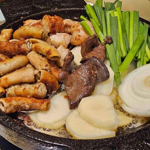 저는 맛있으면 짖는 개입니다.. 아르르르.... 왈왈왈!!! 아우우우우!!! 왕왕!!! 왈왈!!! 멍! 멍멍!!! 멍멍멍!!!!