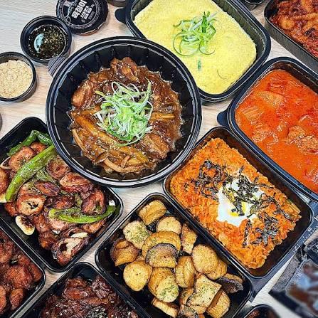 저는 맛있으면 짖는 개입니다.. 아르르르.... 왈왈왈!!! 아우우우우!!! 왕왕!!! 왈왈!!! 멍! 멍멍!!! 멍멍멍!!!!