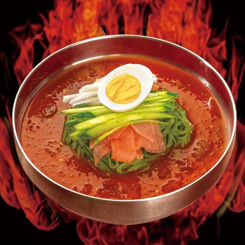 불타오르는 냉면  맛있습니다